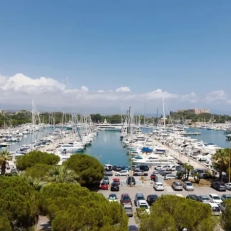 Lägenhet Rooftop -vue Port, 4 Pers, Climatise, Terrasse, Jaccuzi, Parking Antibes