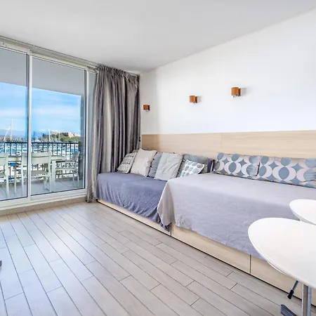 Rooftop -vue Port, 4 Pers, Climatise, Terrasse, Jaccuzi, Parking Lägenhet *