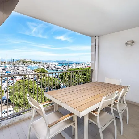 Lägenhet Rooftop -vue Port, 4 Pers, Climatise, Terrasse, Jaccuzi, Parking Antibes