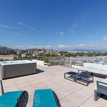 Rooftop -vue Port, 4 Pers, Climatise, Terrasse, Jaccuzi, Parking Lägenhet *